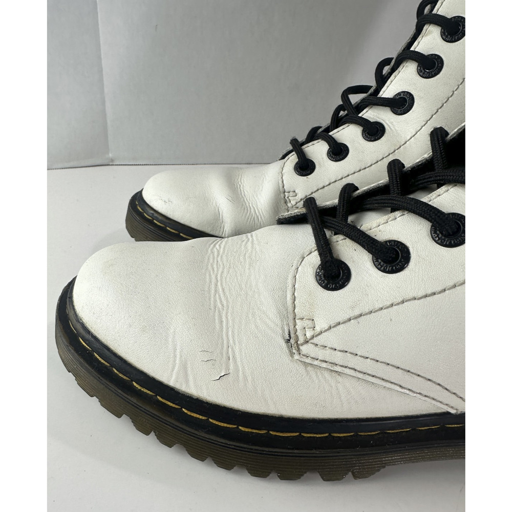 Dr. Martens Luana White Leather Lace Up Combat Ankle Boots AW004 Women’s Size 7 - Picture 11 of 16